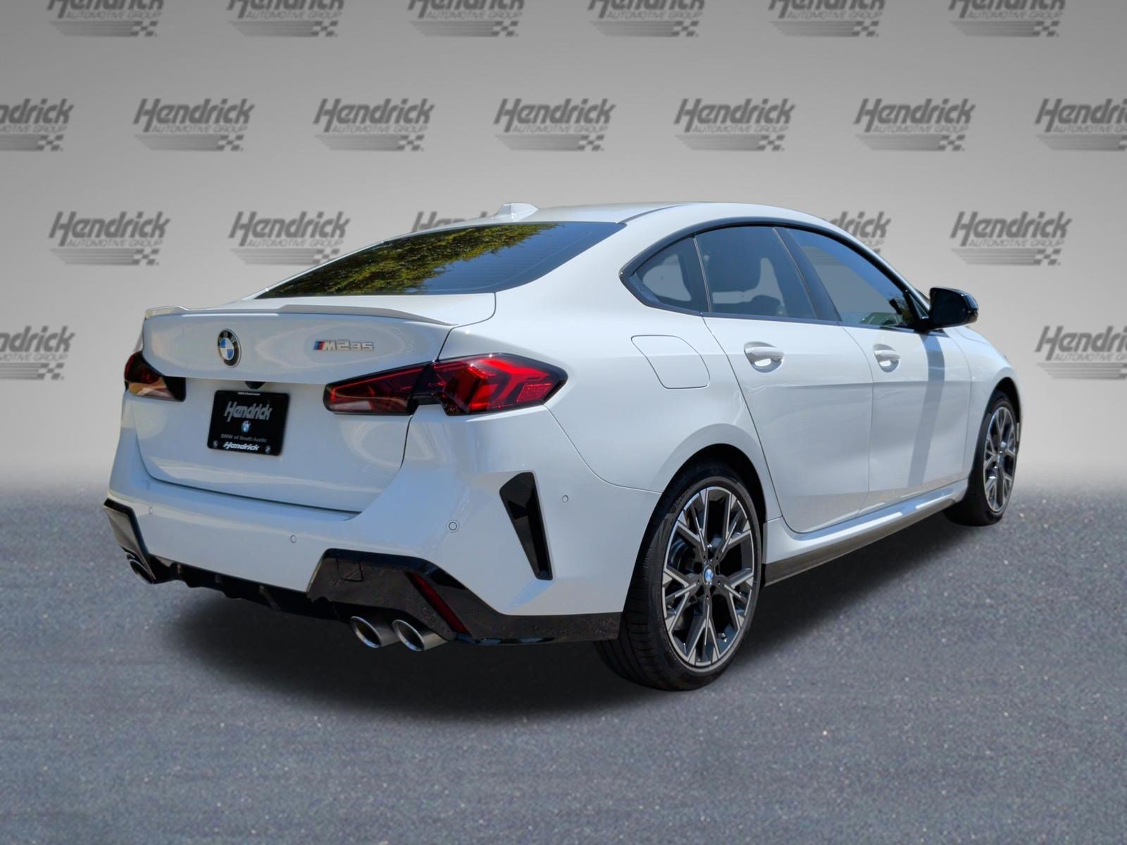 Used 2026 BMW M235i xDrive w/ Technology Package AWD/4WD image 7