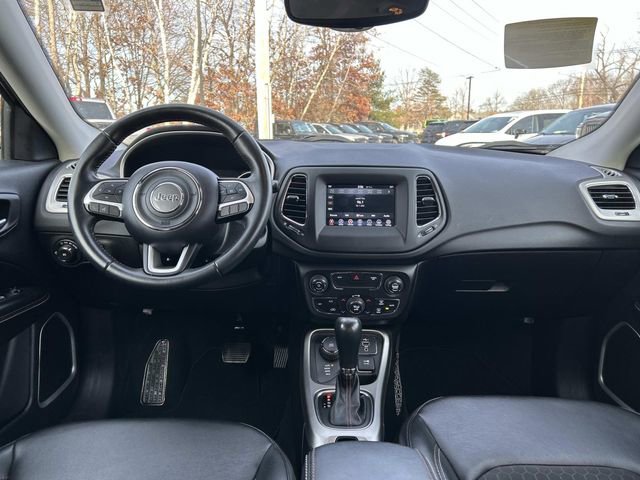 Used 2019 Jeep Compass Latitude image 16
