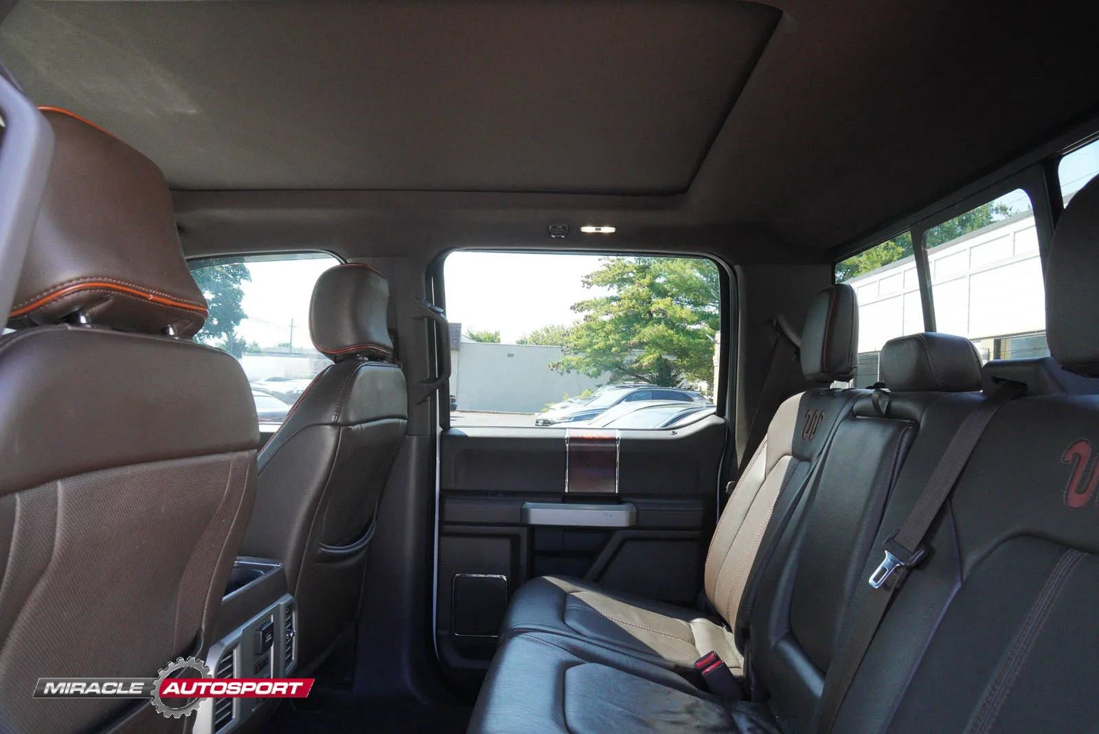 Used 2017 Ford F350 King Ranch w/ Tow Technology Bundle AWD/4WD image 27