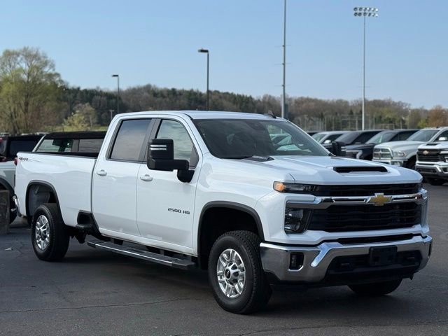 Used 2025 Chevrolet Silverado 2500 LT w/ Convenience Package AWD/4WD image 33