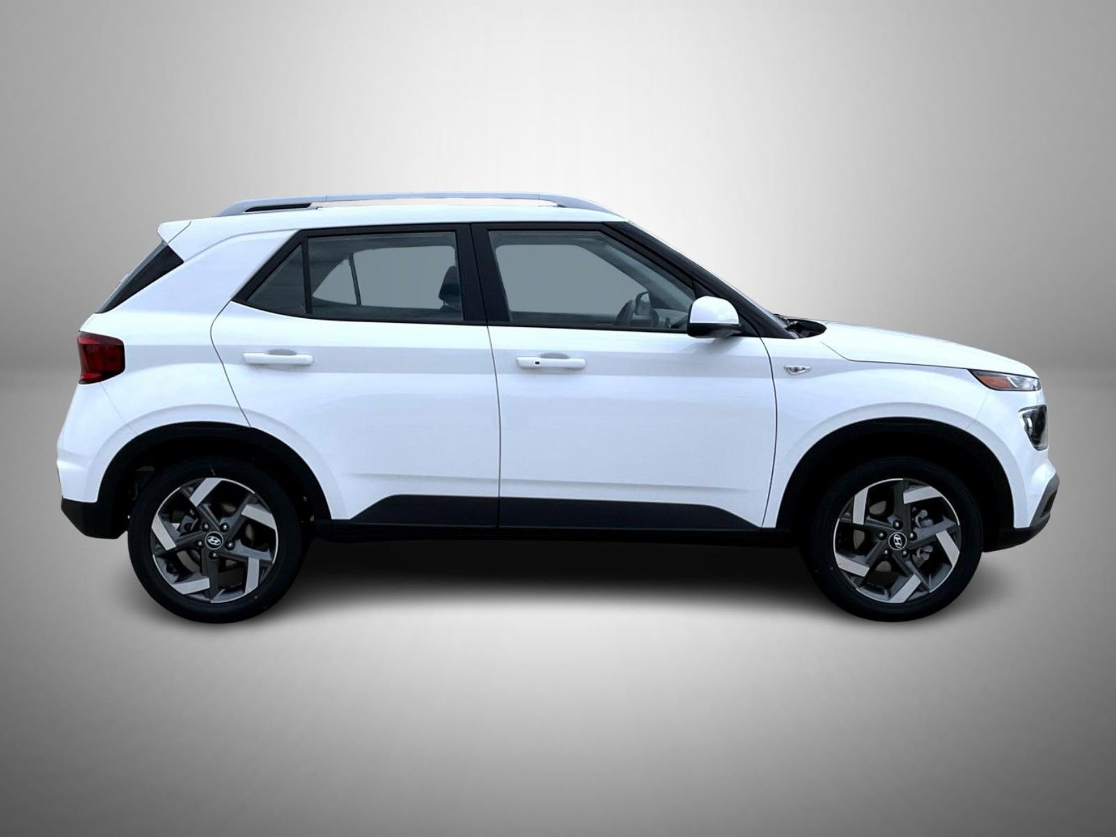 New 2026 Hyundai Venue SEL FWD image 4