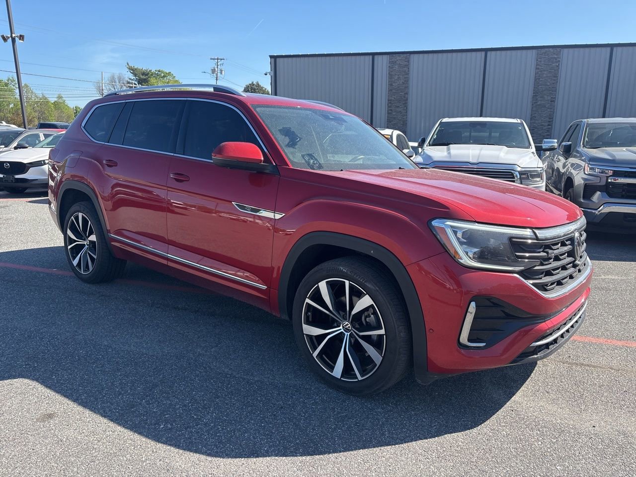 Used 2024 Volkswagen Atlas SEL Premium R-Line image 8