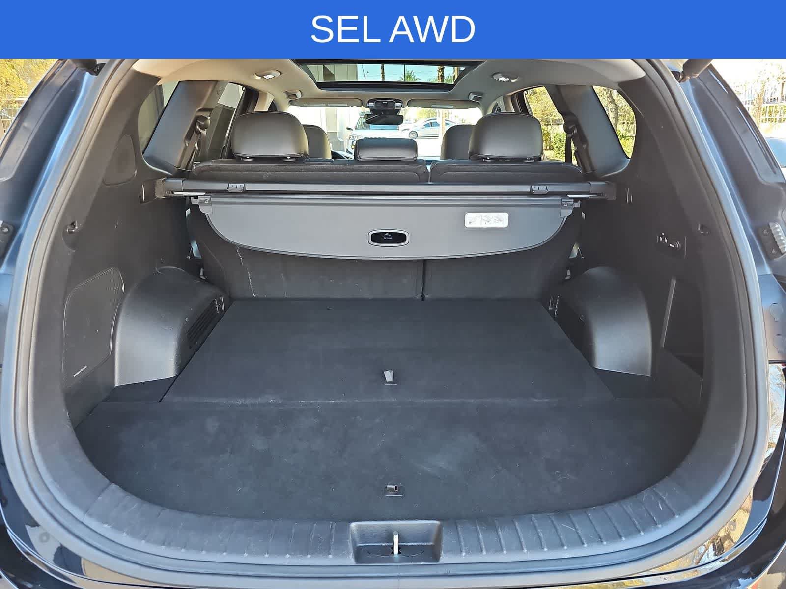 Used 2022 Hyundai Santa Fe SEL w/ Convenience + Premium Package AWD/4WD image 23