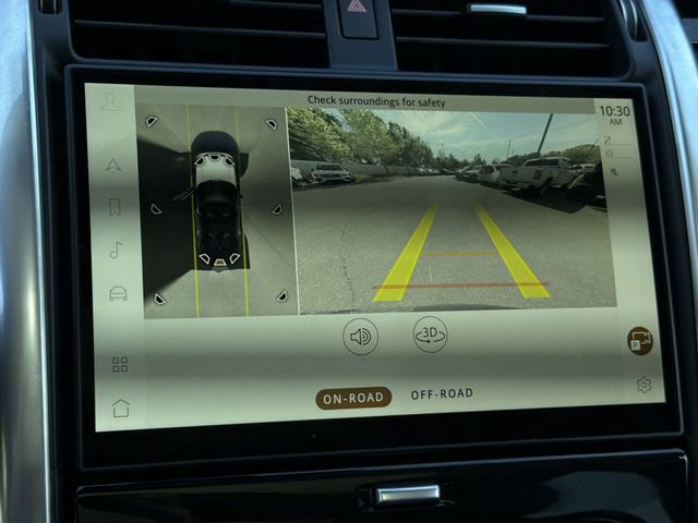 Used 2024 Land Rover Discovery S AWD/4WD image 26