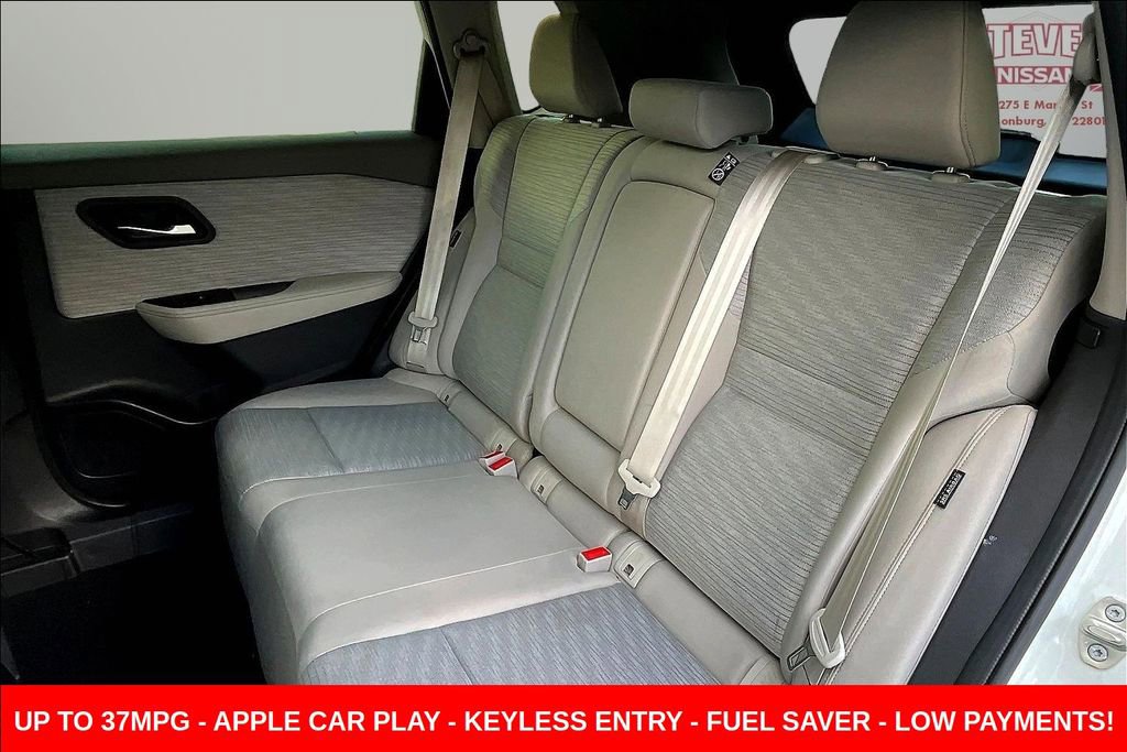 Used 2023 Nissan Rogue SV image 21