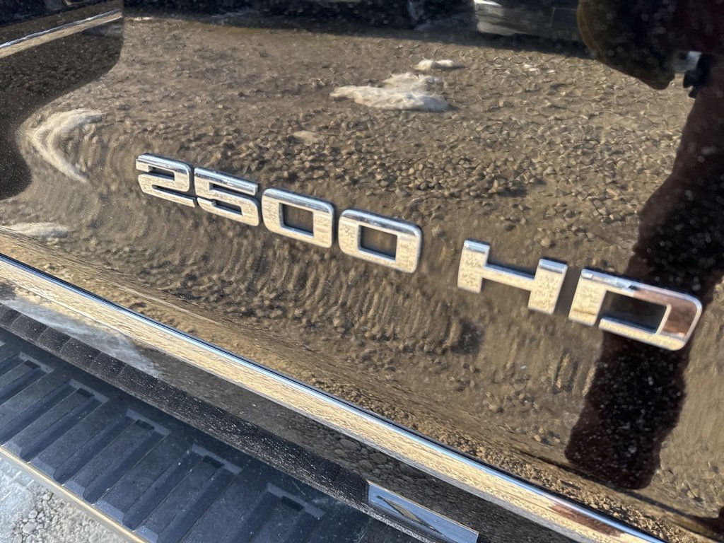 Used 2017 Chevrolet Silverado 2500 LTZ w/ Duramax Plus Package image 38