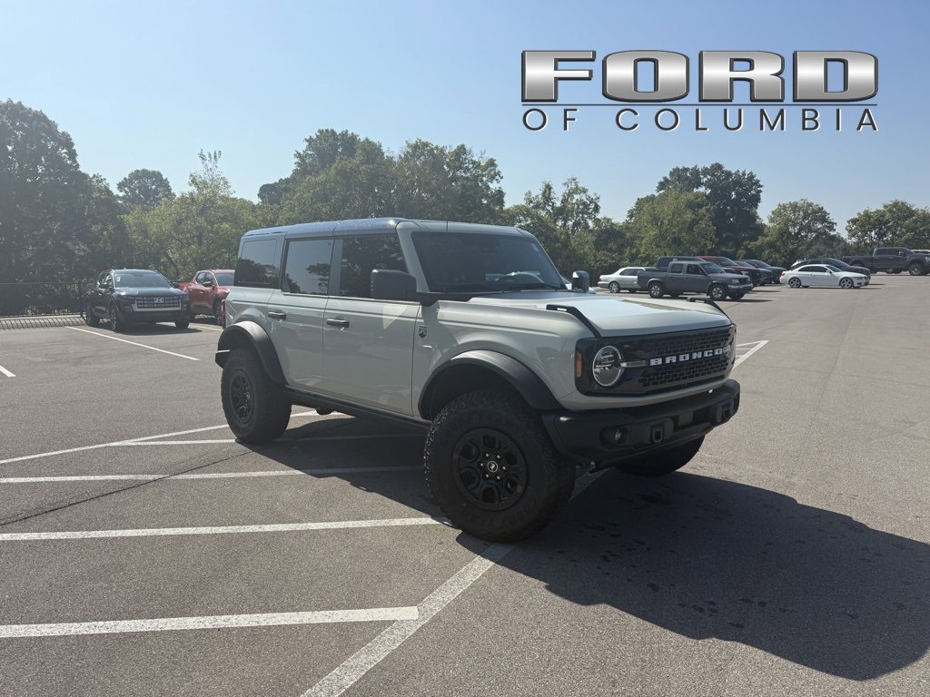 New 2025 Ford Bronco Big Bend w/ Black Diamond Package