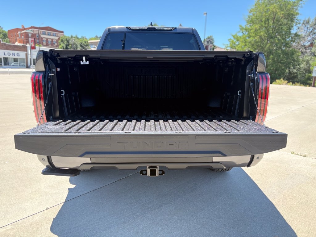 New 2026 Toyota Tundra Platinum w/ TRD Off-Road Package AWD/4WD image 8