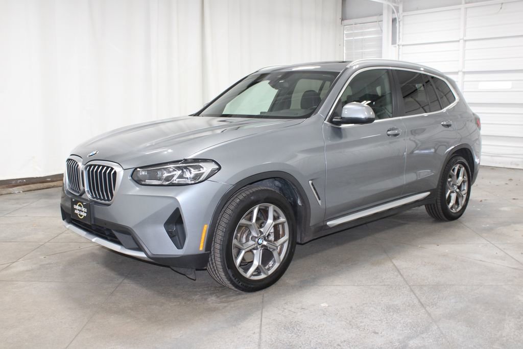 Used 2023 BMW X3 xDrive30i w/ Convenience Package AWD/4WD image 3