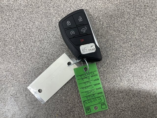 Used 2022 GMC Sierra 1500 SLE image 25