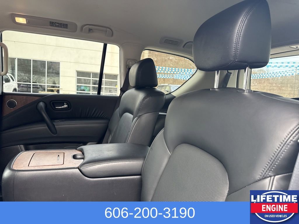 Used 2024 Nissan Armada SL w/ Captain's Chairs Package image 12