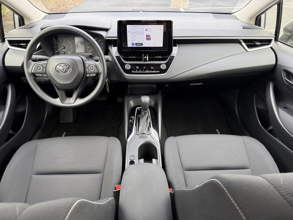 Certified 2025 Toyota Corolla LE image 32