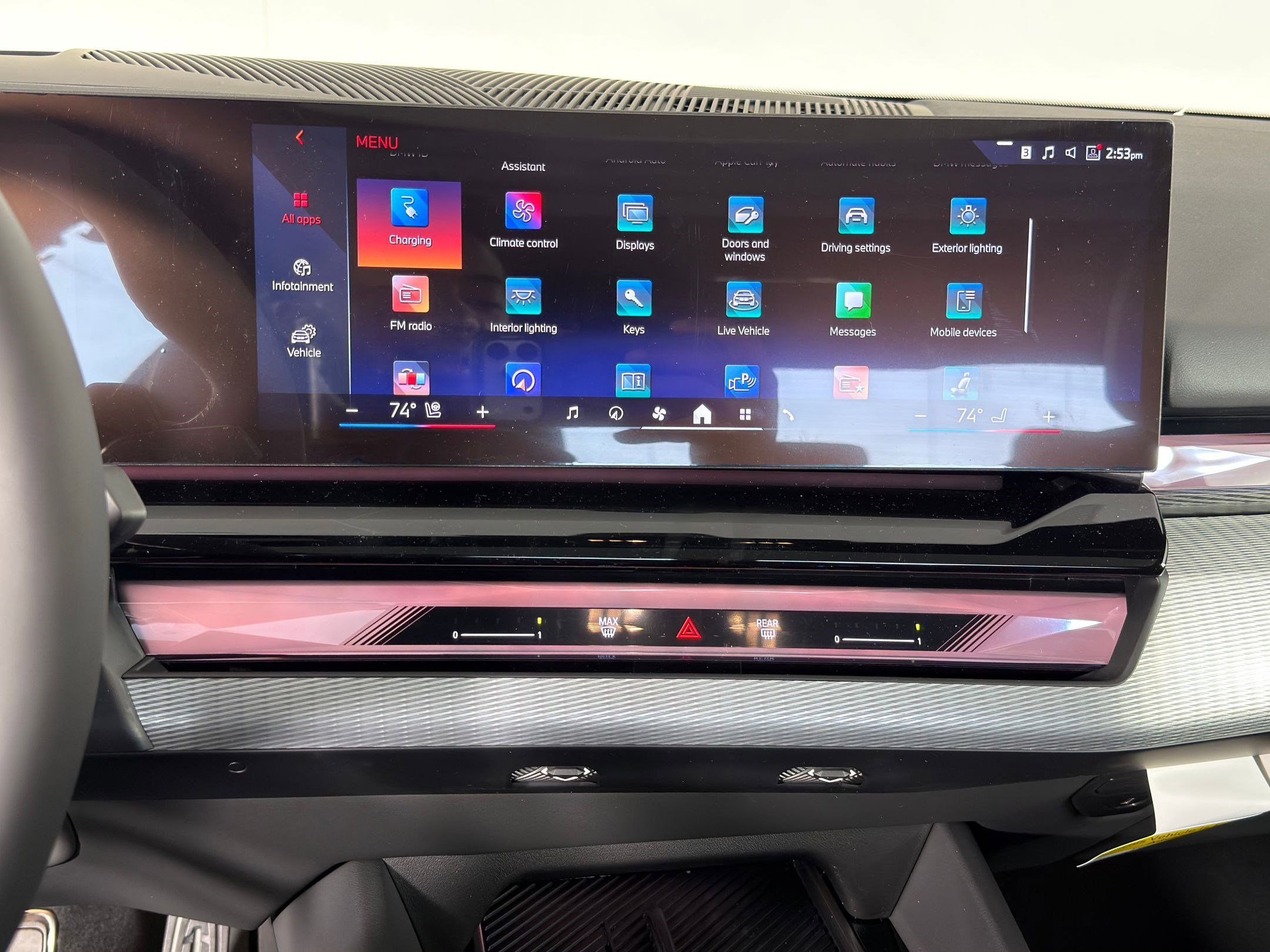 New 2026 BMW 550e xDrive w/ Executive Package image 23