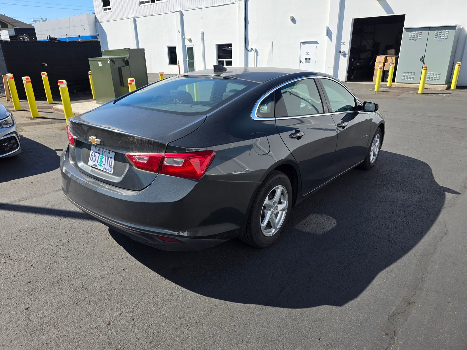 Used 2017 Chevrolet Malibu LS FWD image 5