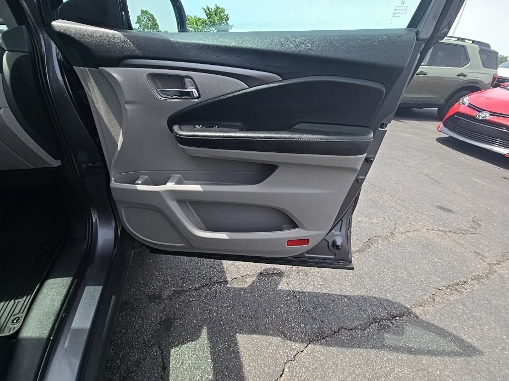 Used 2019 Honda Ridgeline RTL-T image 32