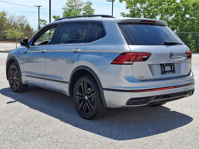 Used 2022 Volkswagen Tiguan SE R-Line AWD/4WD image 7
