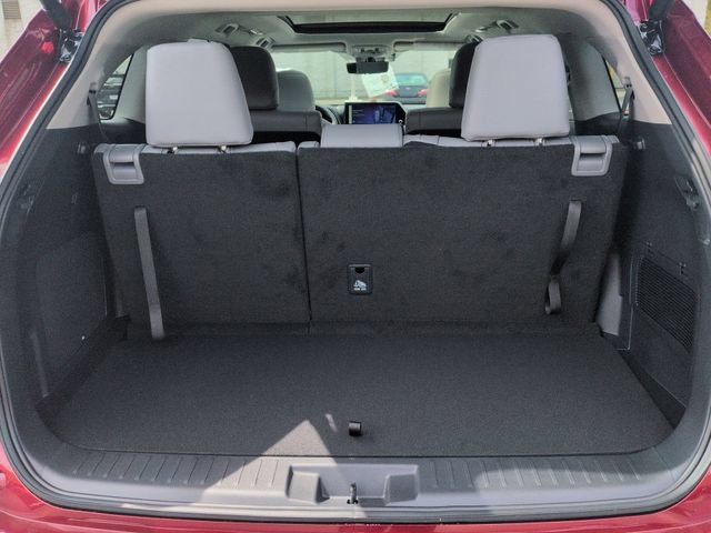 Certified 2026 Toyota Highlander Platinum AWD/4WD image 28