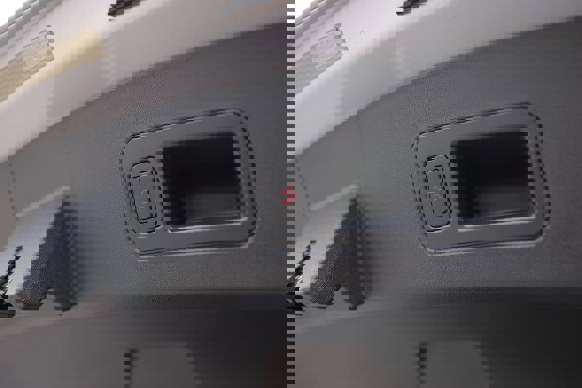 Used 2016 Tesla Model S P90D image 38