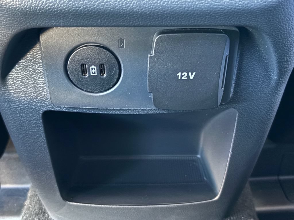 Used 2025 Ford Explorer Active AWD/4WD image 20