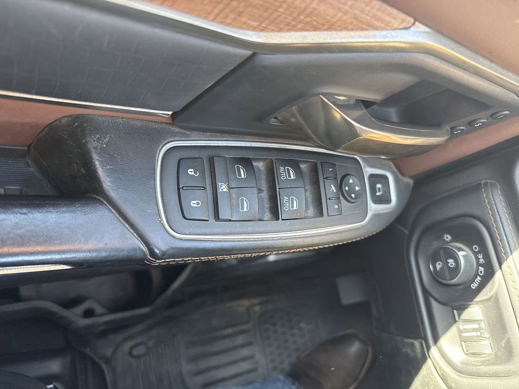 Used 2022 RAM 3500 Limited image 15