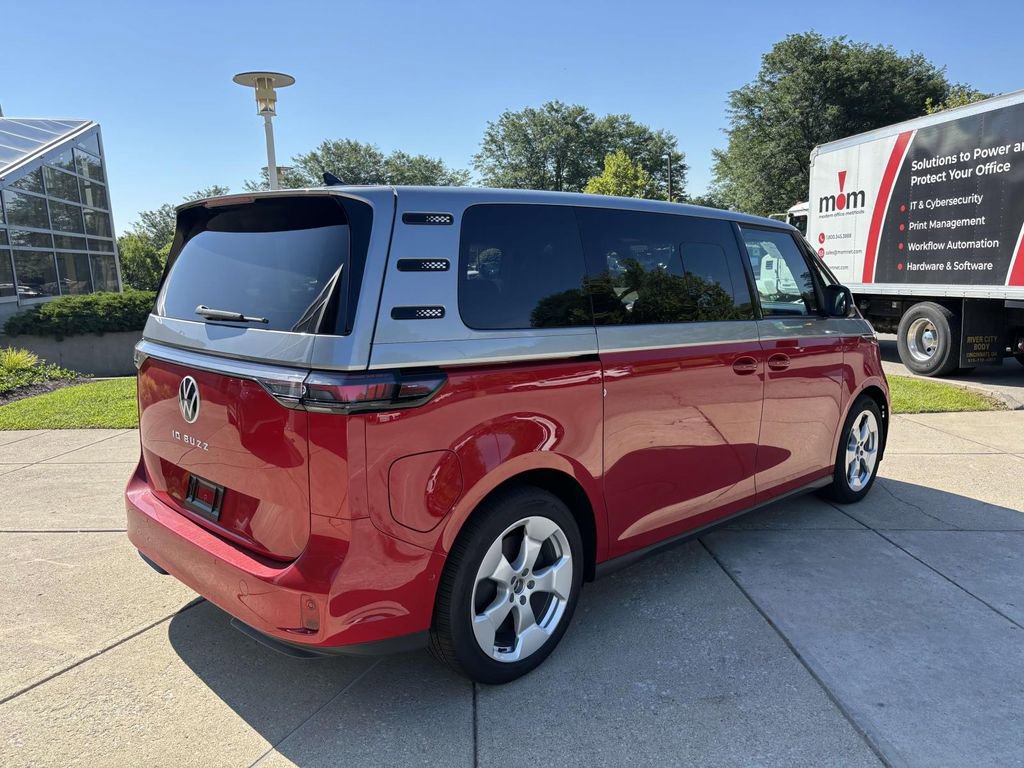 New 2025 Volkswagen ID. Buzz Pro S image 7
