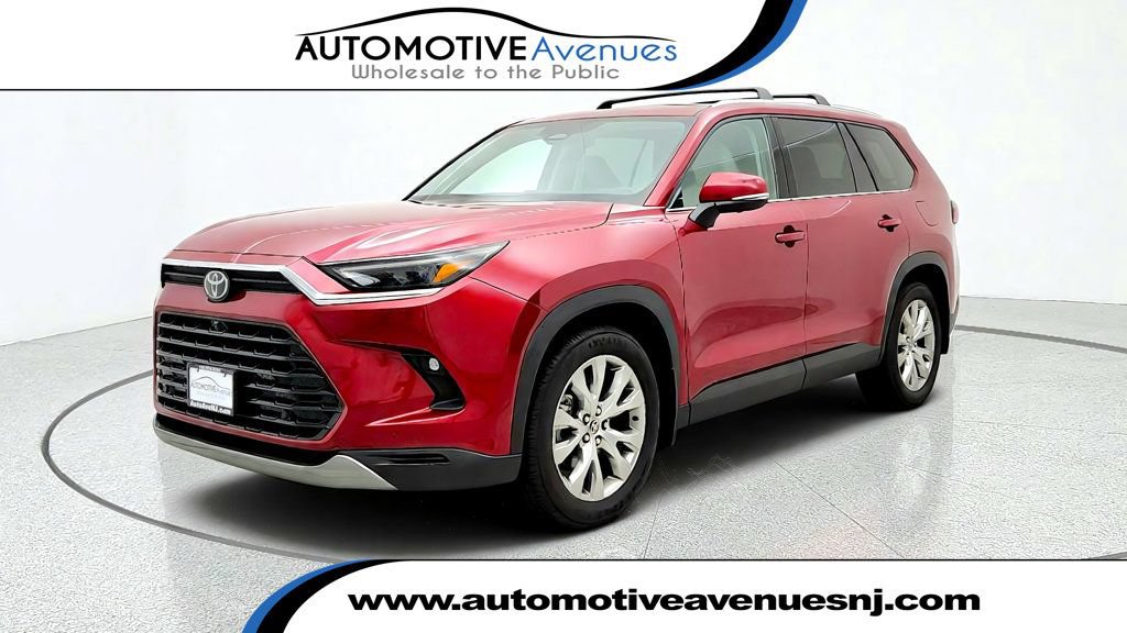 Used 2024 Toyota Grand Highlander AWD image 1