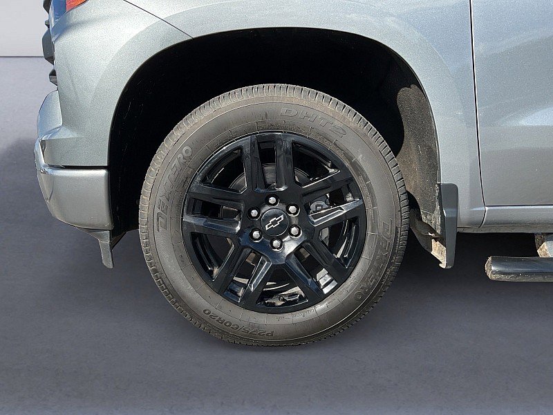 Used 2023 Chevrolet Silverado 1500 Custom w/ LPO, Dark Essentials Package AWD/4WD image 9