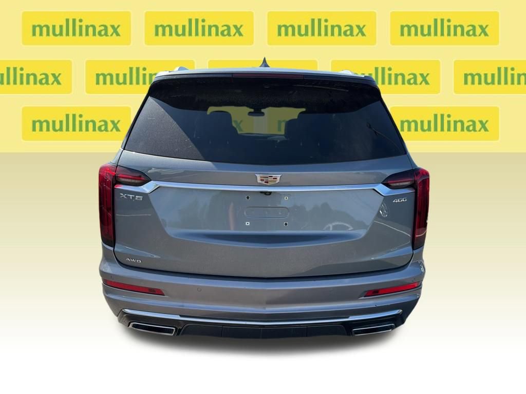 Used 2022 Cadillac XT6 Premium Luxury image 9