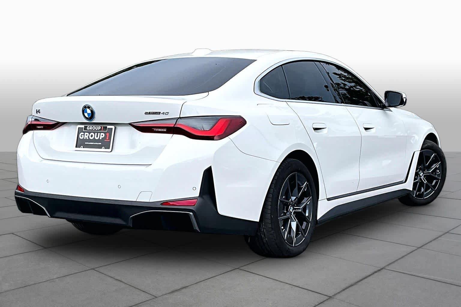 Used 2025 BMW i4 eDrive40 RWD image 12