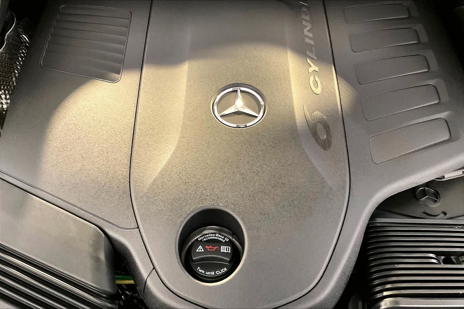 New 2027 Mercedes-Benz GLS 450 4MATIC image 15