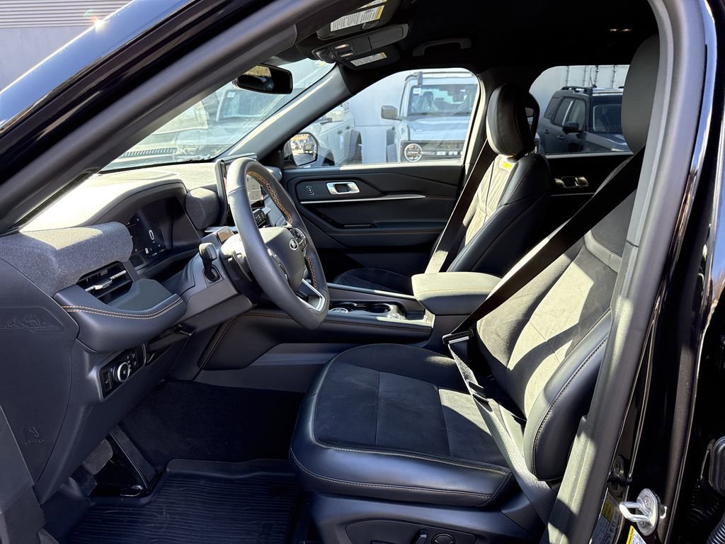 Used 2026 Ford Explorer Tremor w/ Tremor Convenience Package image 17