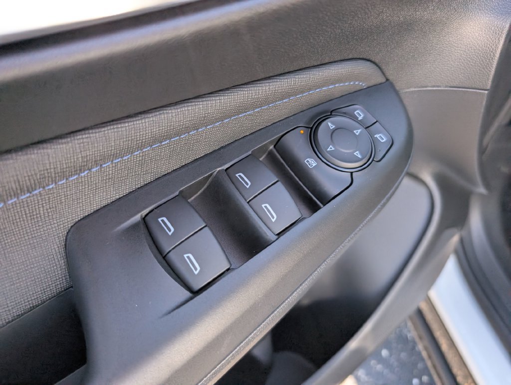New 2026 Buick Envista Sport Touring w/ Convenience I Package FWD image 15