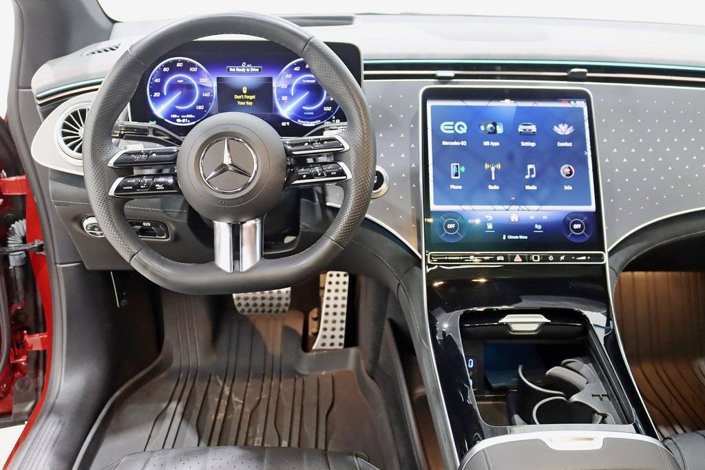 Used 2023 Mercedes-Benz EQE 500 4MATIC Sedan image 13
