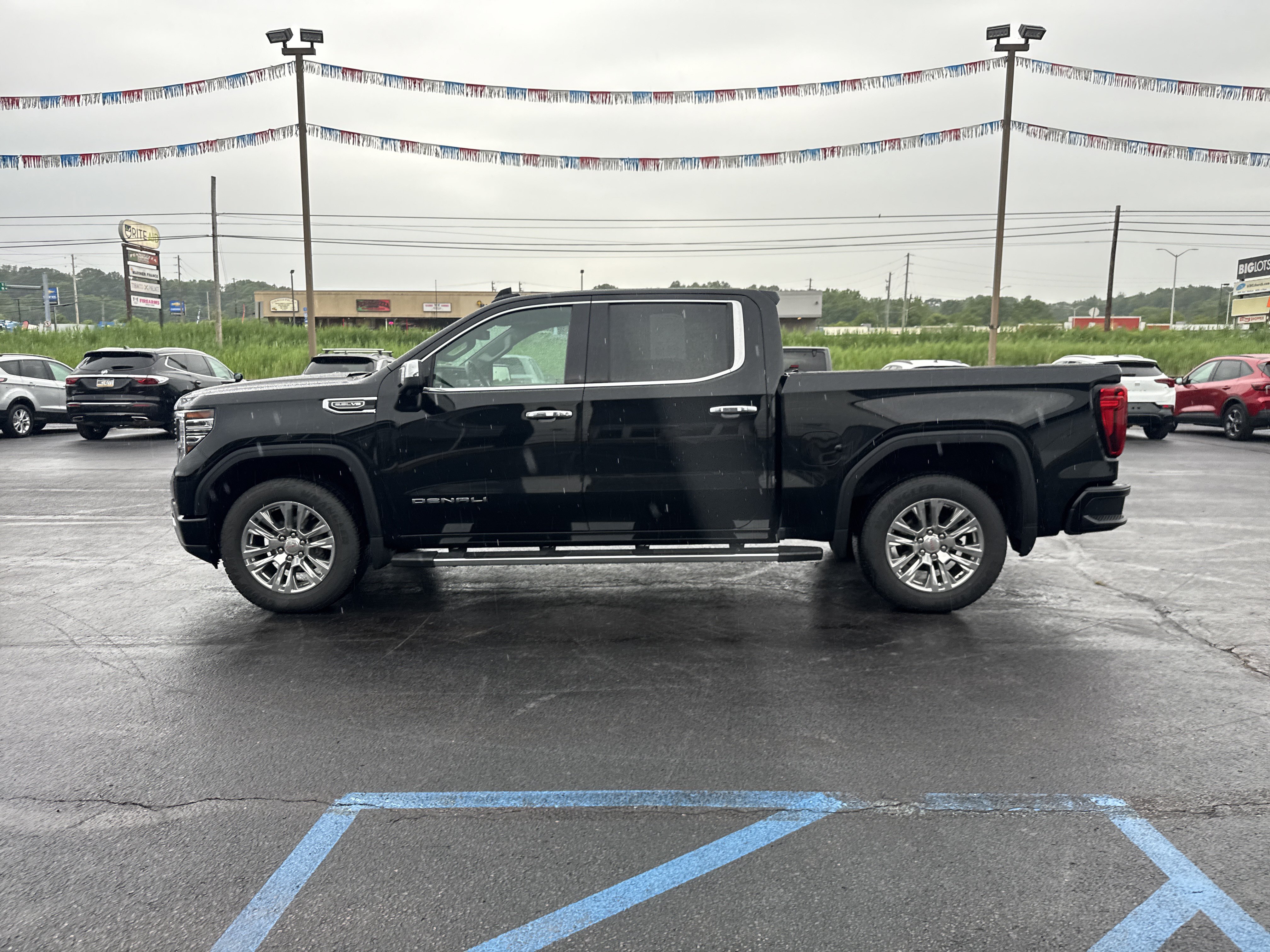 Used 2022 GMC Sierra 1500 Denali AWD/4WD image 7