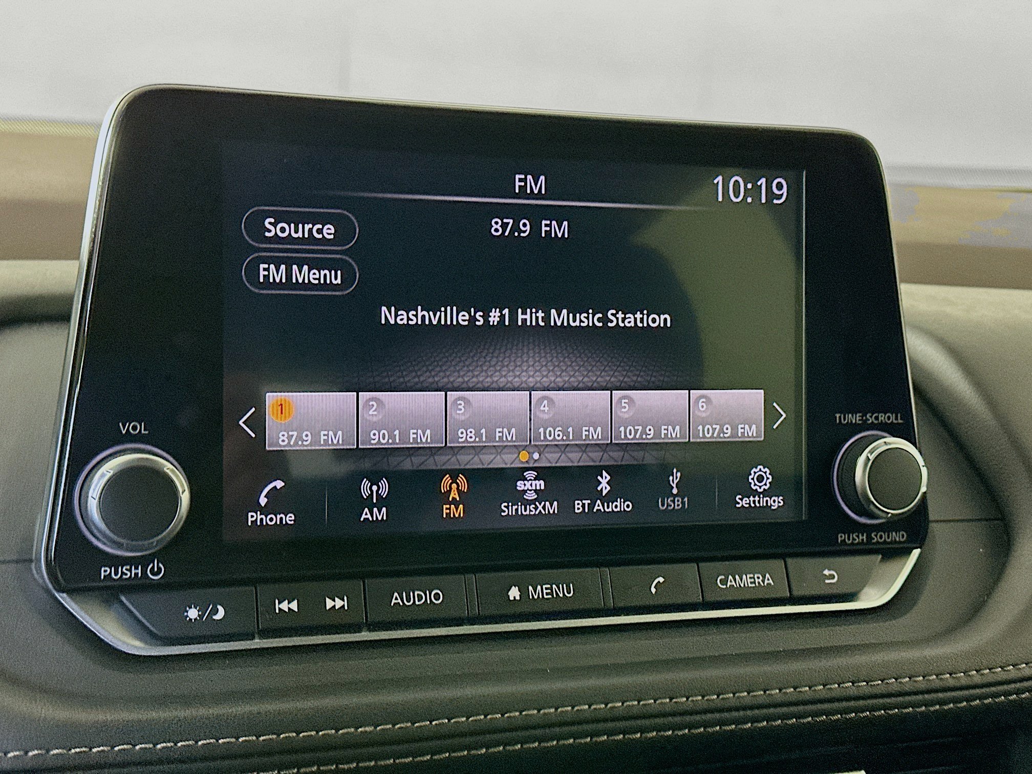Used 2023 Nissan Rogue SV AWD/4WD image 21