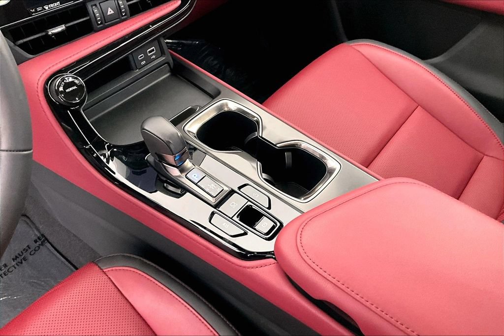 Used 2025 Lexus NX 250 FWD w/ Premium Package image 17
