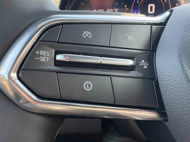 New 2026 Chevrolet Traverse LT image 13