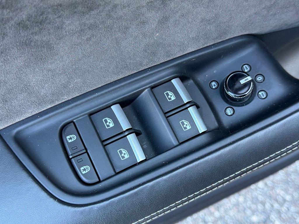 Used 2022 Audi SQ8 Prestige w/ Prestige Package image 76