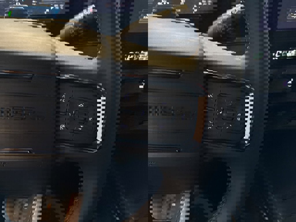 New 2026 GMC Hummer EV 4x4 Crew Cab image 30