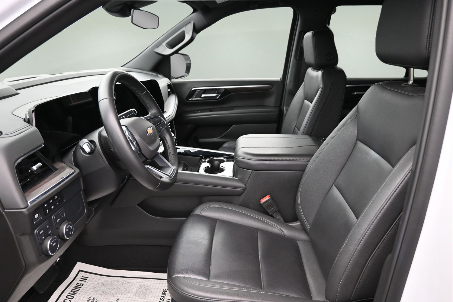 Used 2025 Chevrolet Tahoe LT AWD/4WD image 26