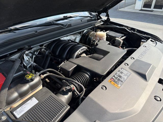 Used 2017 Chevrolet Suburban Premier AWD/4WD image 35