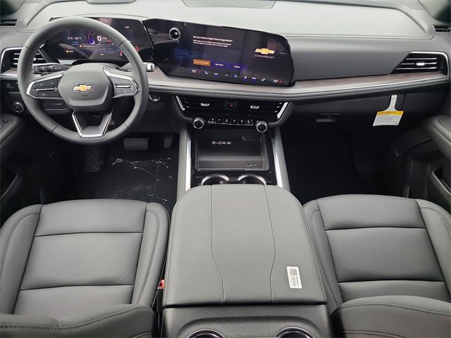 New 2026 Chevrolet Suburban LT image 17