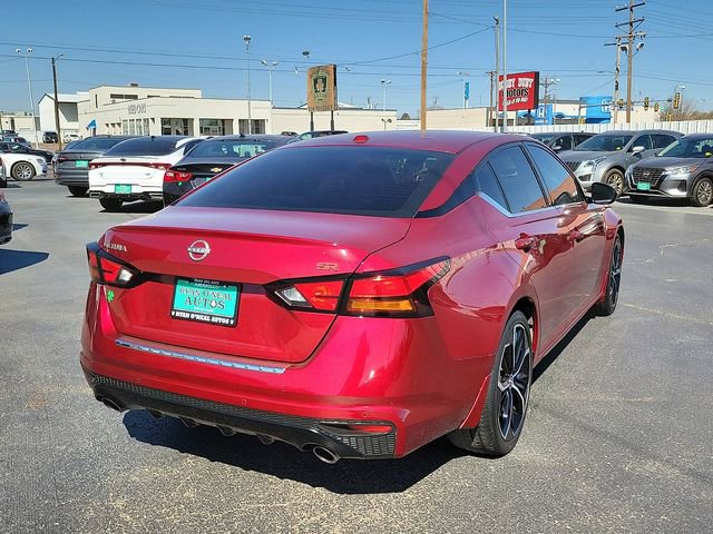 Used 2023 Nissan Altima 2.5 SR image 3