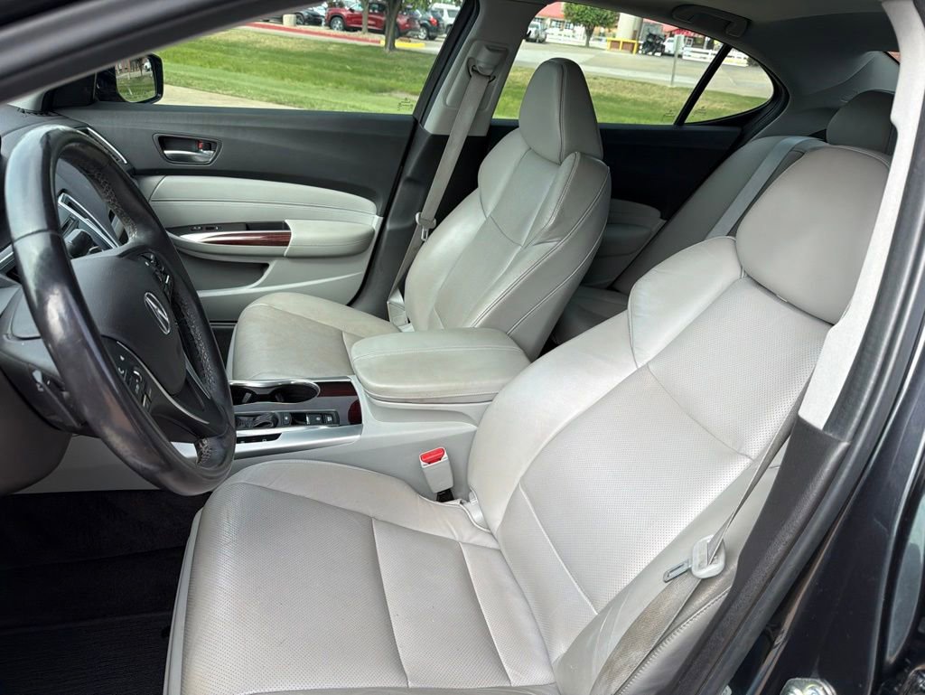 Used 2016 Acura TLX w/ Technology Package FWD image 18