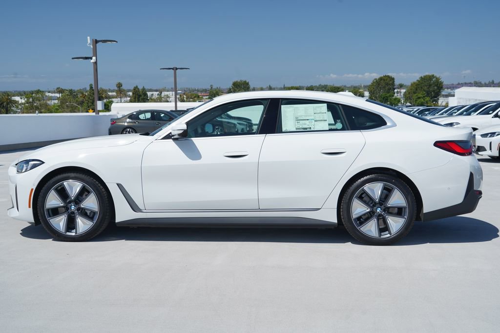 New 2026 BMW i4 xDrive40i w/ Premium Package AWD/4WD image 4