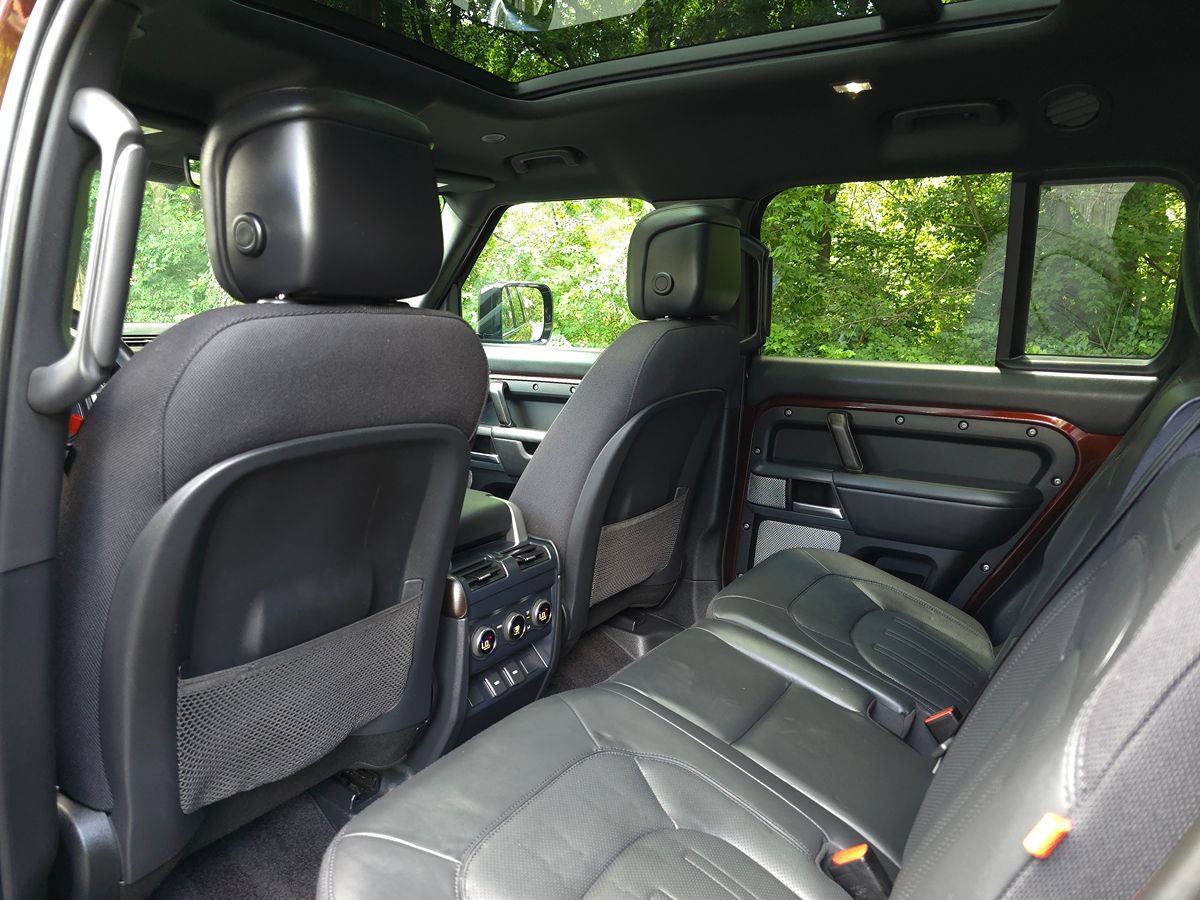 Used 2023 Land Rover Defender 130 X AWD/4WD image 15
