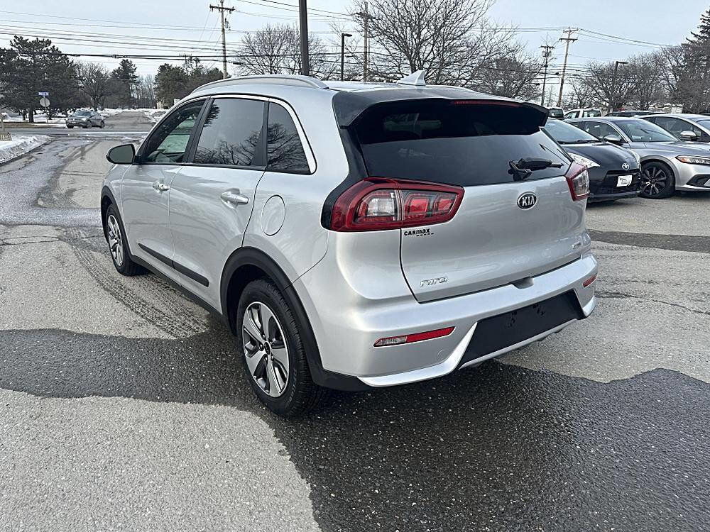 Used 2019 Kia Niro LX image 3