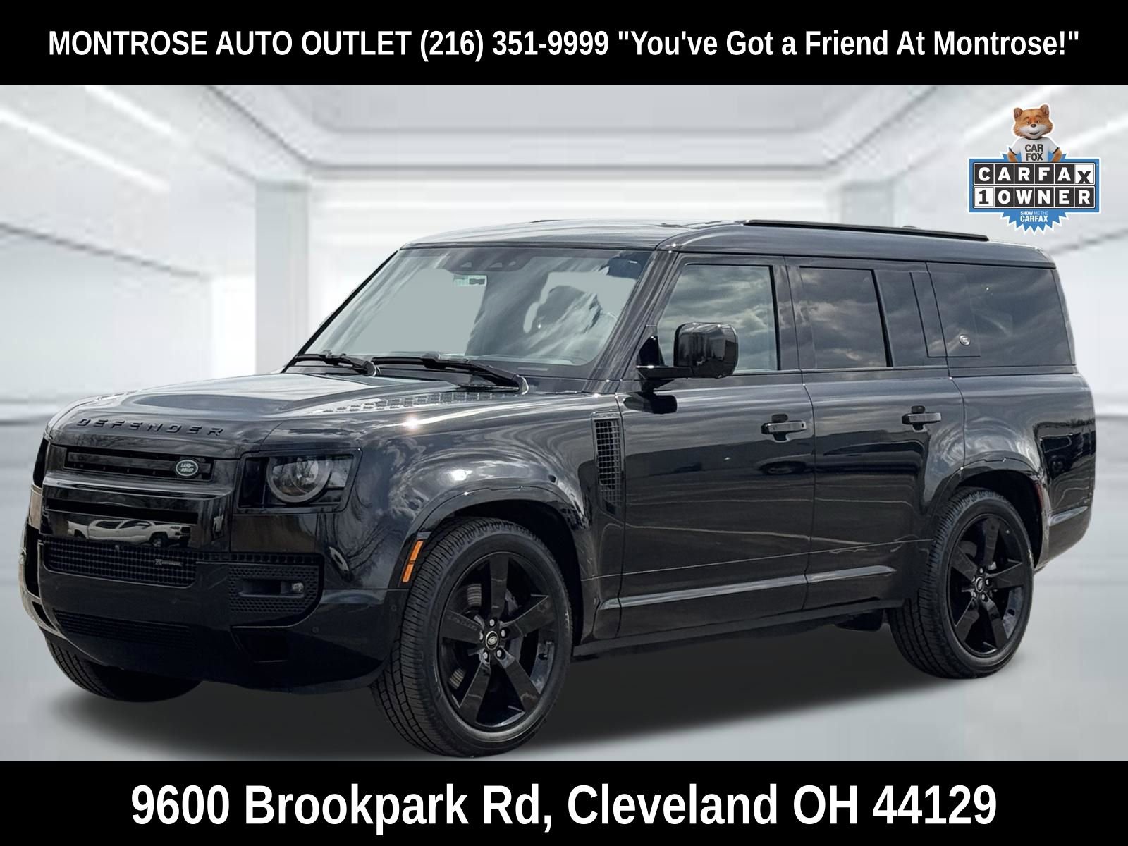 Used 2023 Land Rover Defender 130 X-Dynamic SE AWD/4WD image 8