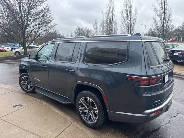 Used 2022 Jeep Wagoneer Series III image 5