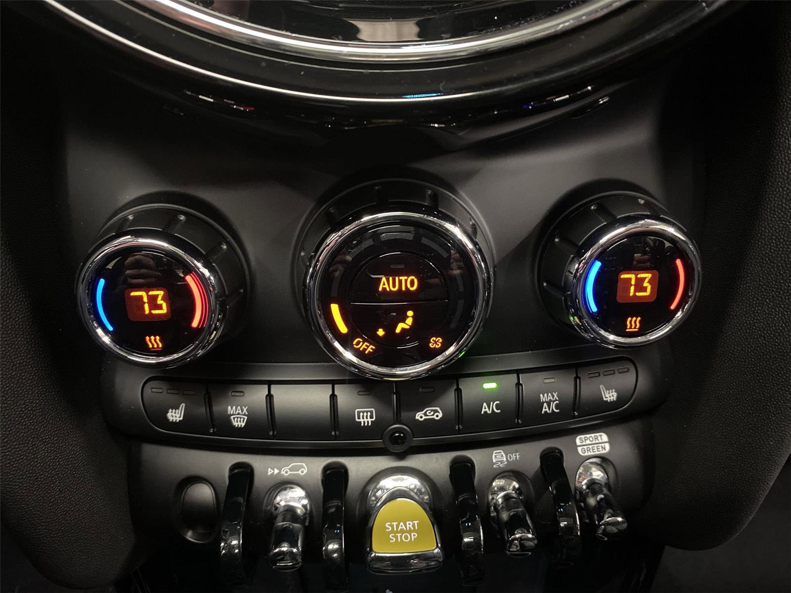 Certified 2024 MINI Cooper SE image 21